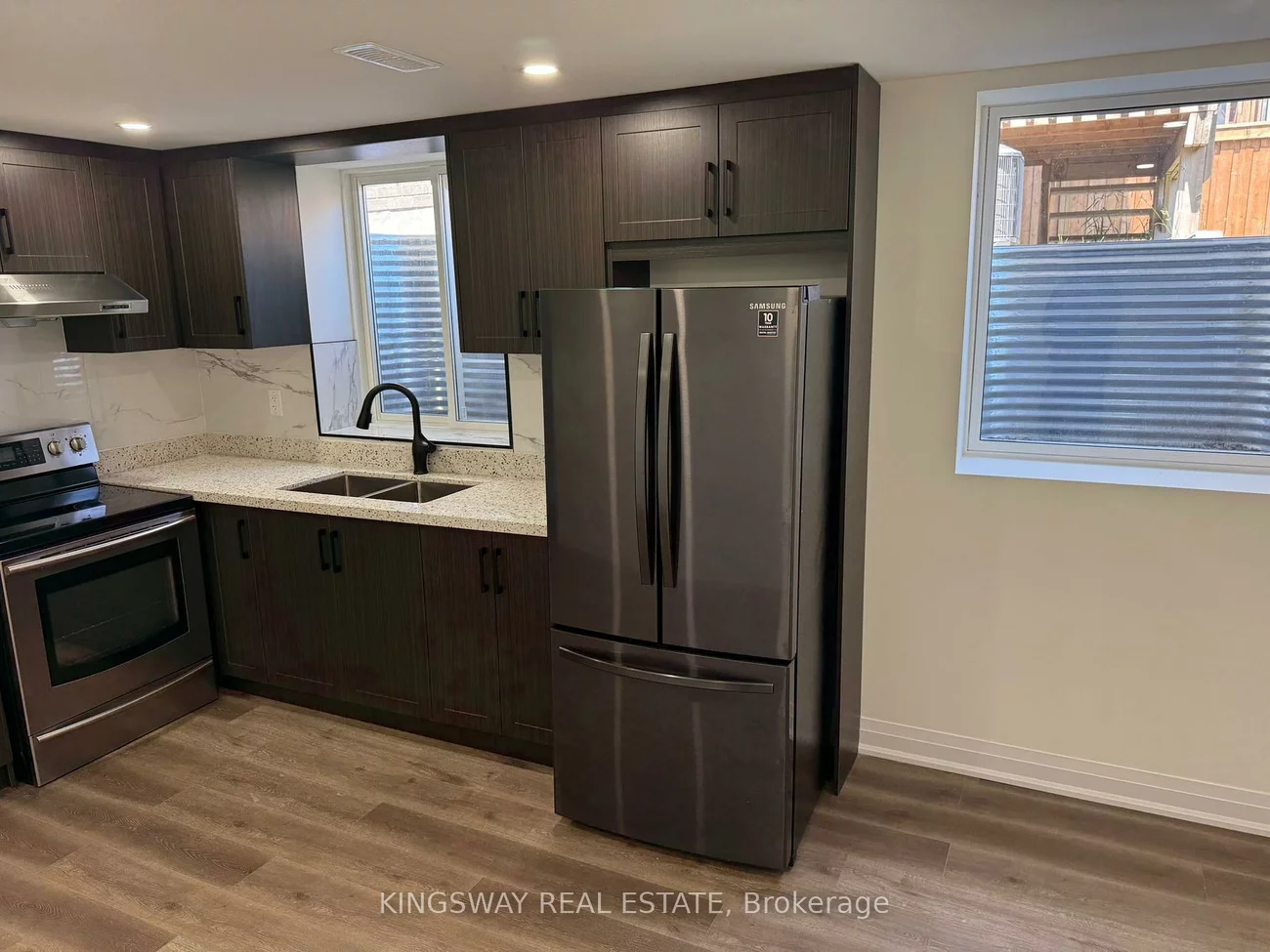 2111, Wilson, Alcona, Innisfil