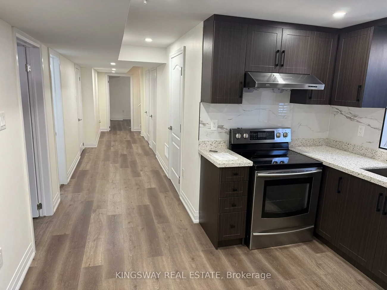 2111, Wilson, Alcona, Innisfil