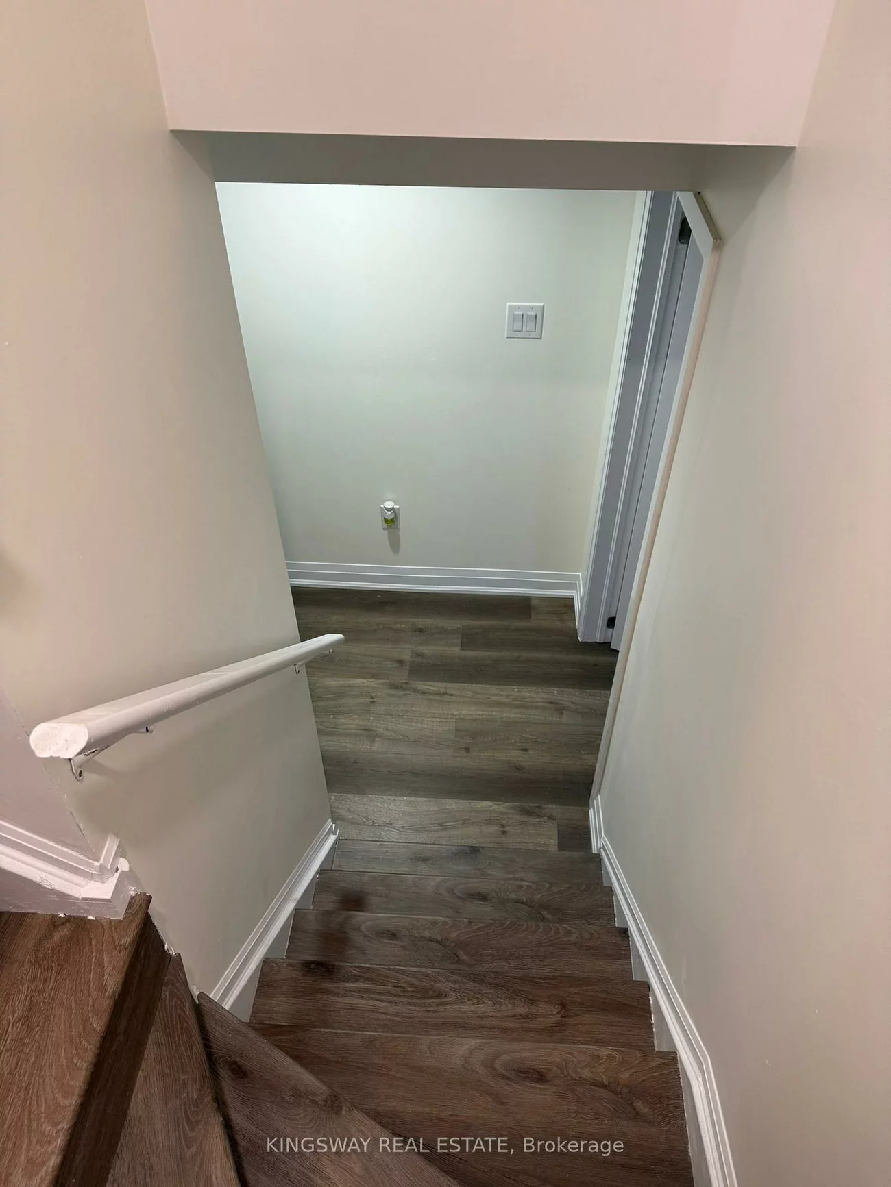 2111, Wilson, Alcona, Innisfil