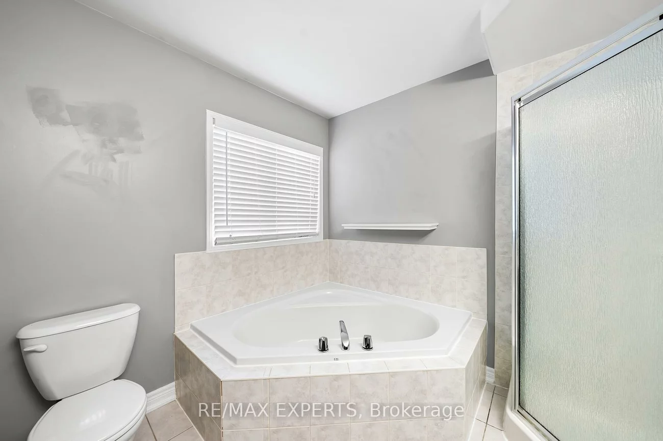 1821, Lamstone, Alcona, Innisfil