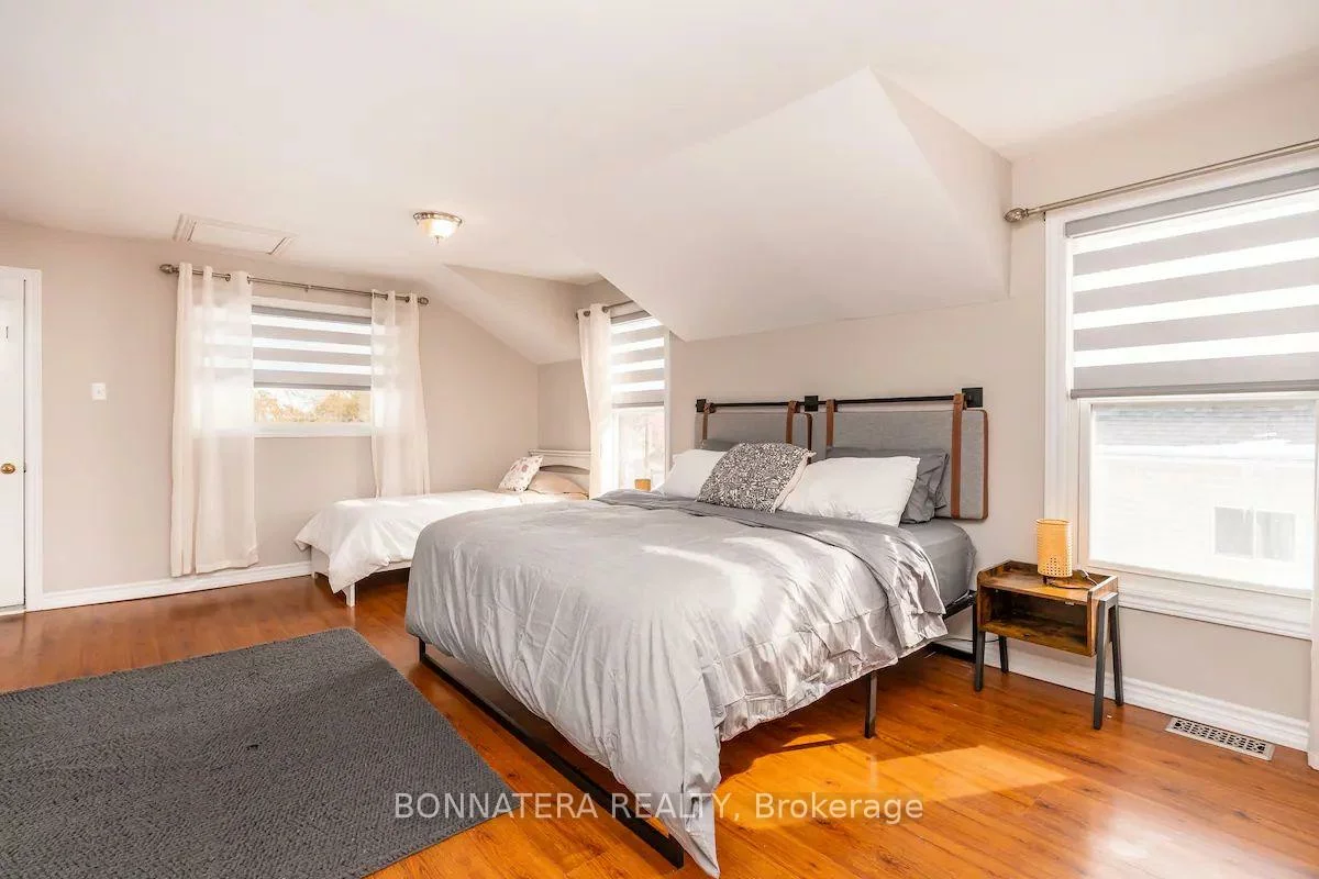 687, Innisfil Beach, Alcona, Innisfil