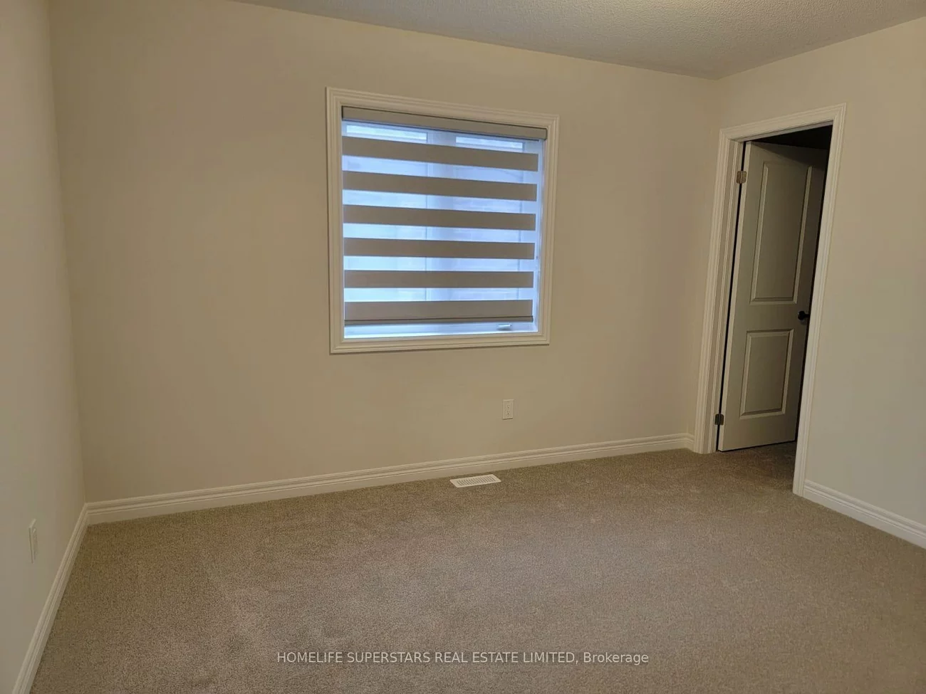 1486, Davis, Lefroy, Innisfil