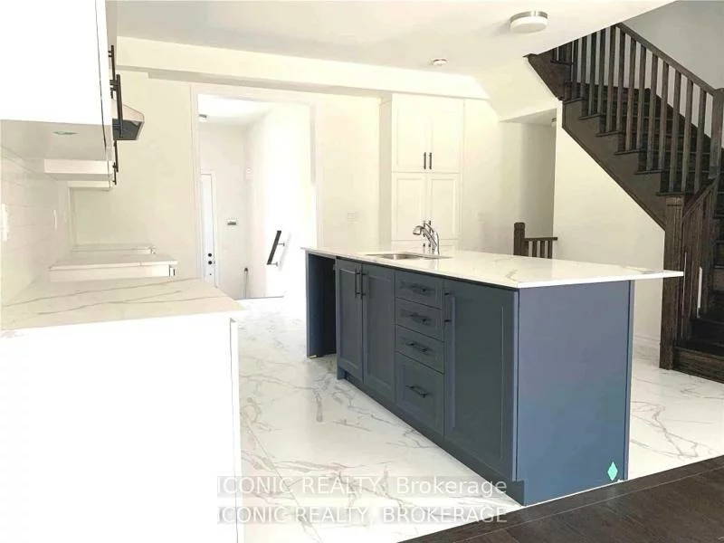 1978, Boyes, Alcona, Innisfil