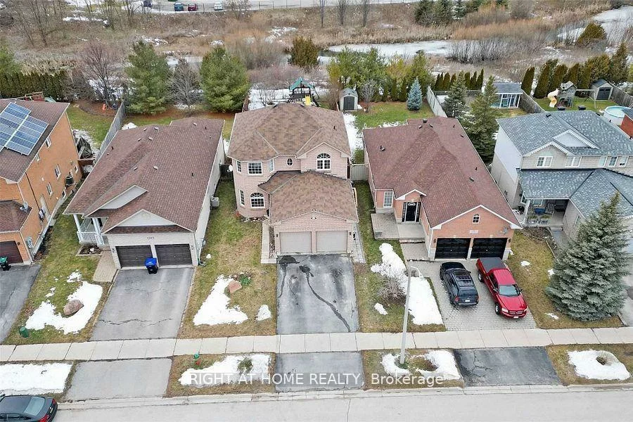 1269, Gina, Alcona, Innisfil