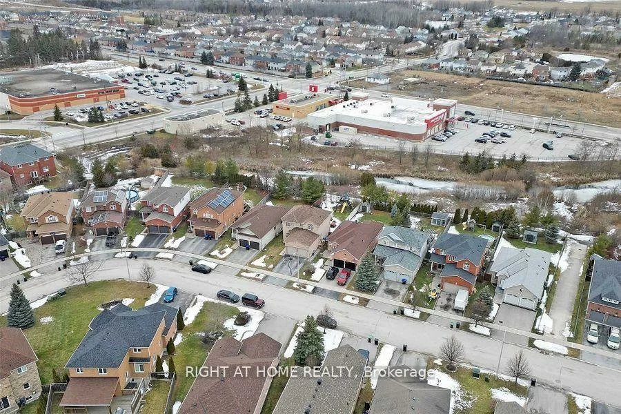 1269, Gina, Alcona, Innisfil