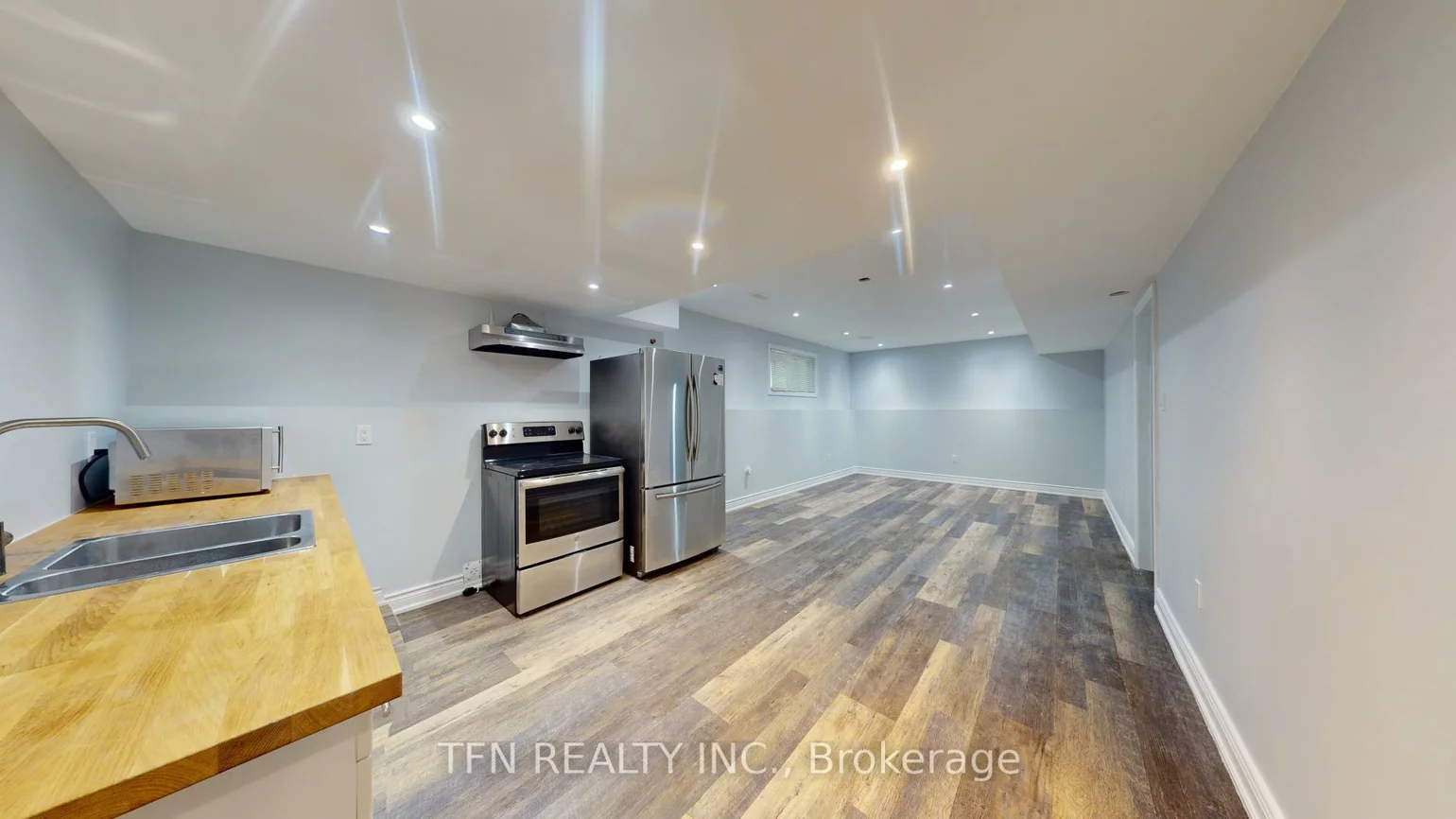 1048, Gilmore, Lefroy, Innisfil