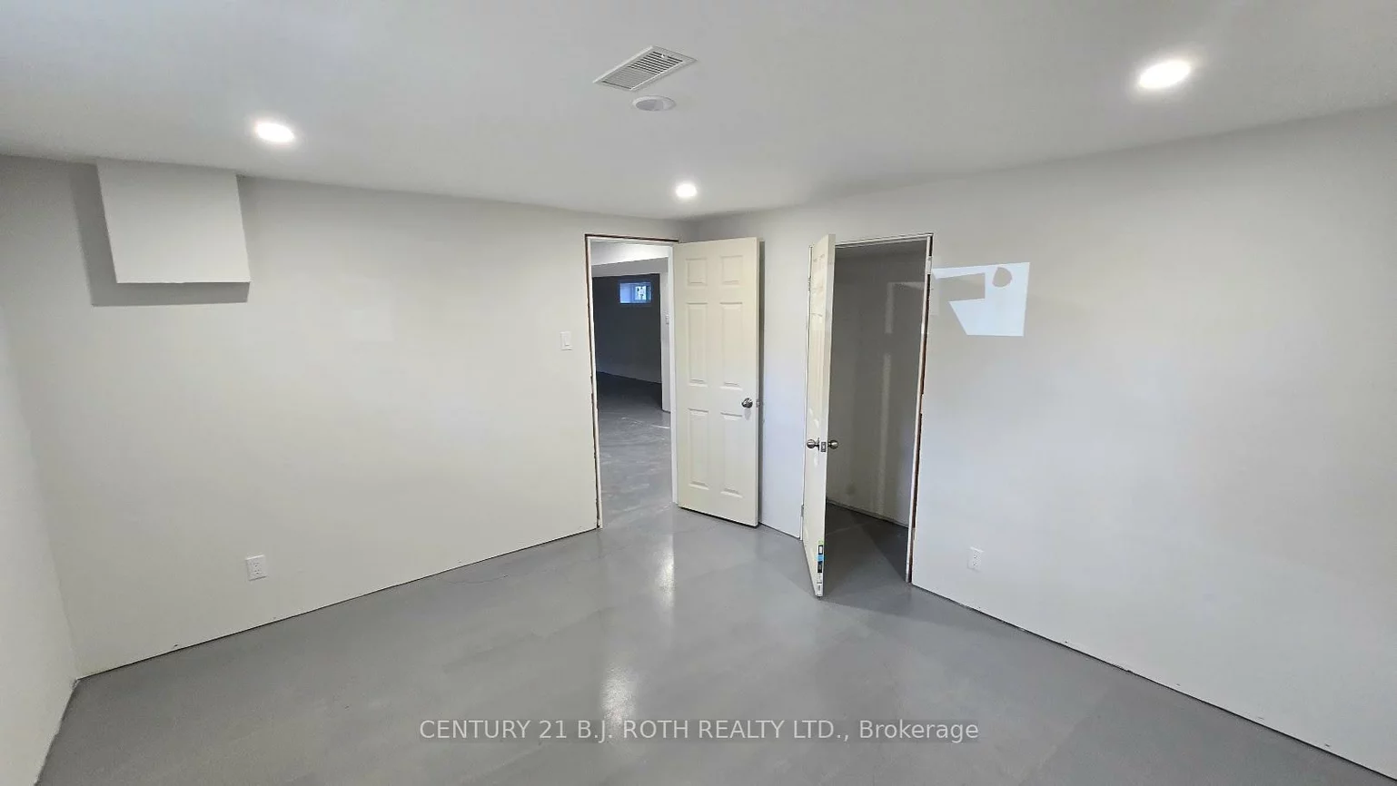 698, Burton, Alcona, Innisfil