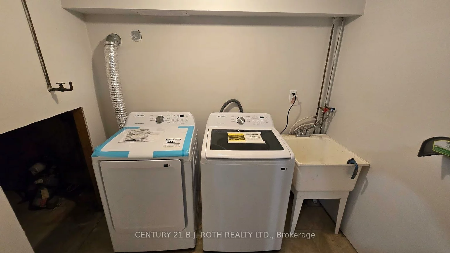 698, Burton, Alcona, Innisfil