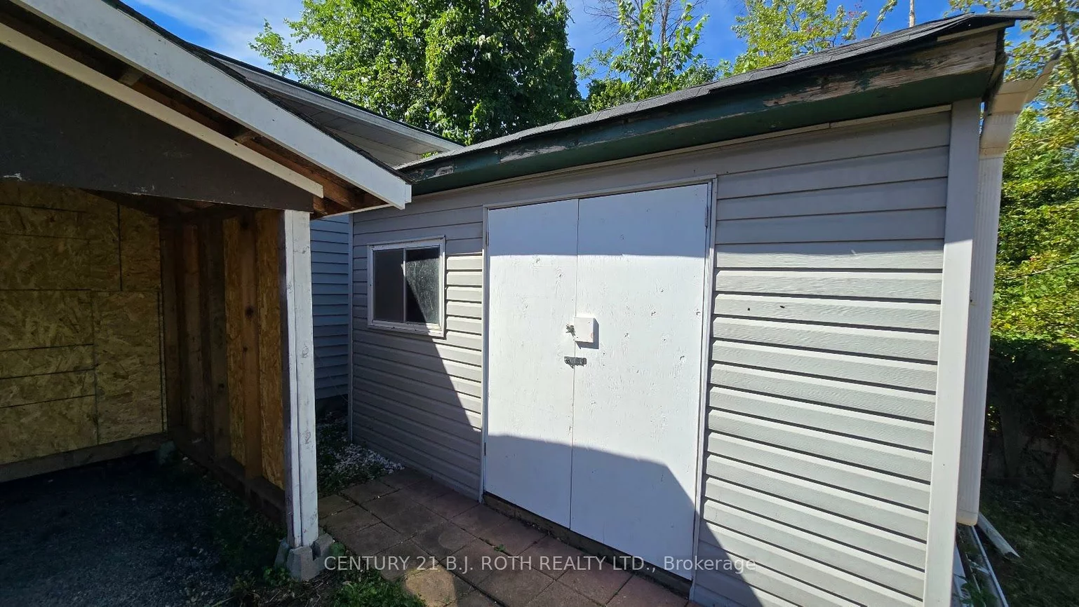 698, Burton, Alcona, Innisfil