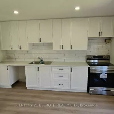 698, Burton, Alcona, Innisfil