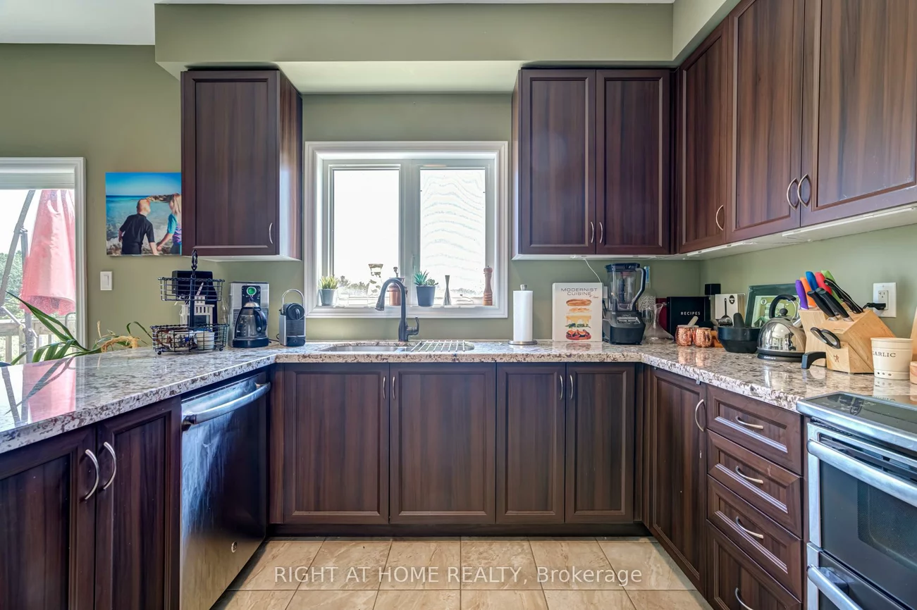 1341, Bardeau, Lefroy, Innisfil