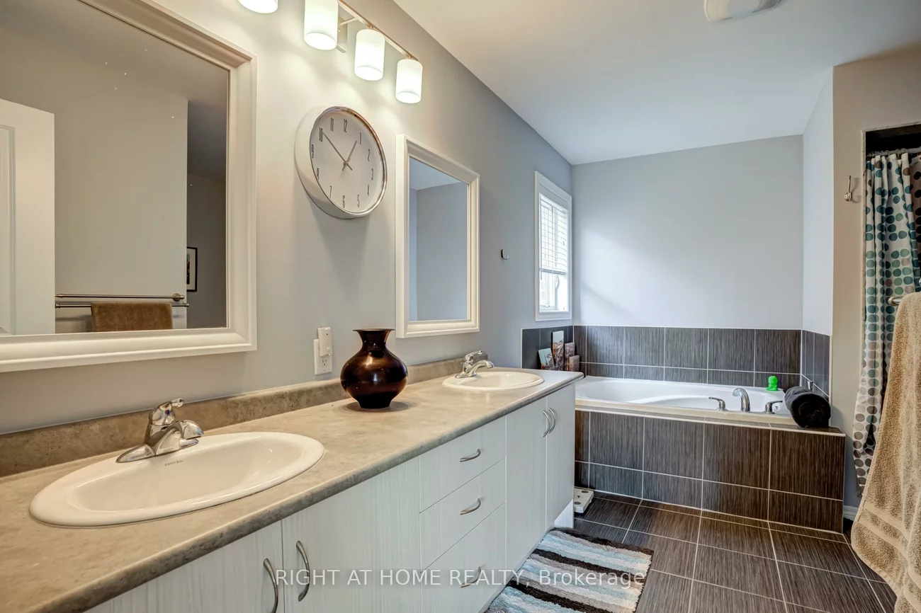 1341, Bardeau, Lefroy, Innisfil