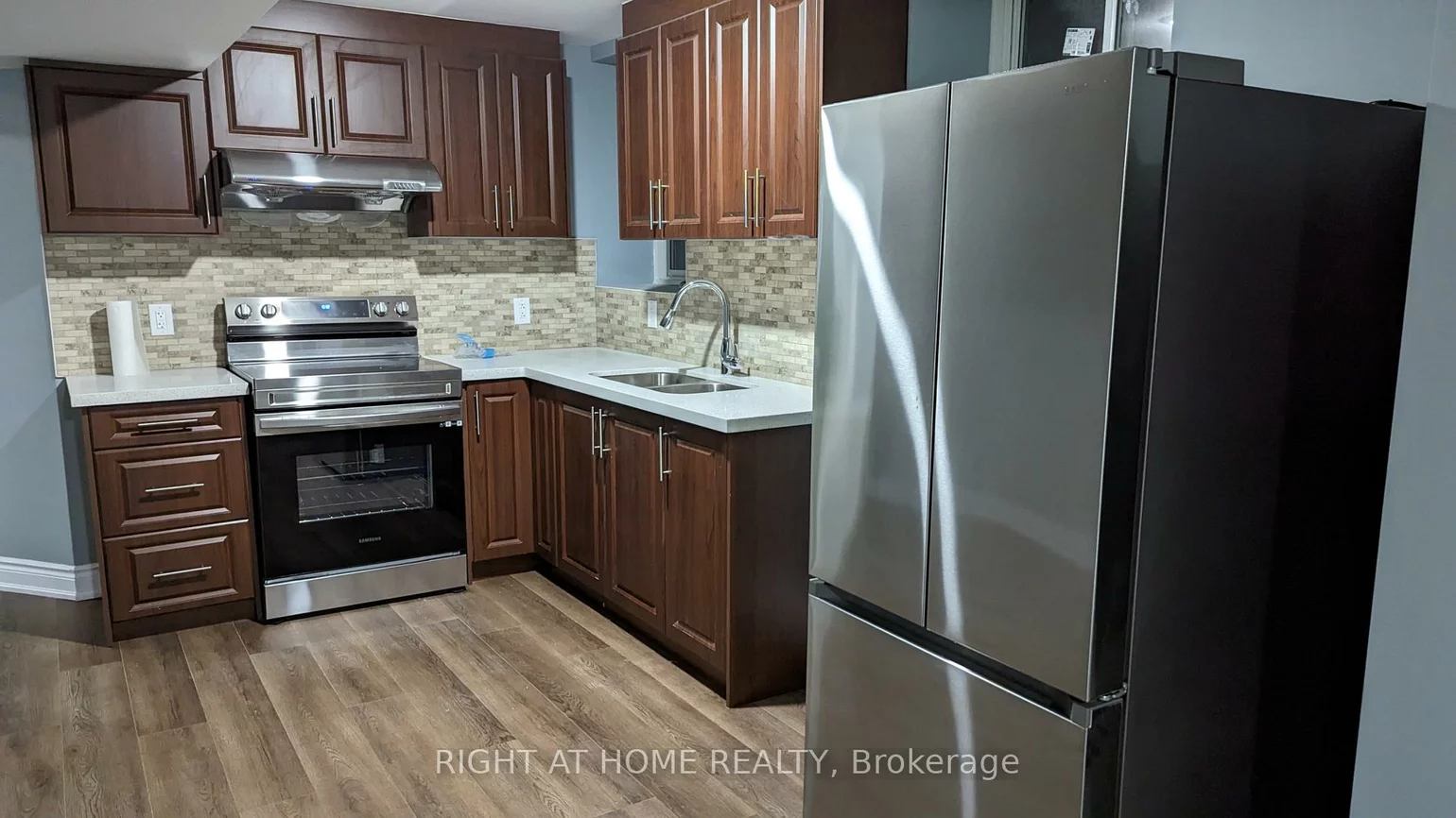 1436, Tomkins, Alcona, Innisfil