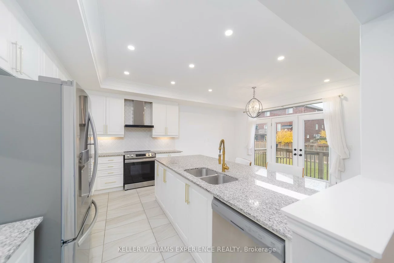 1396, Lawson, Alcona, Innisfil