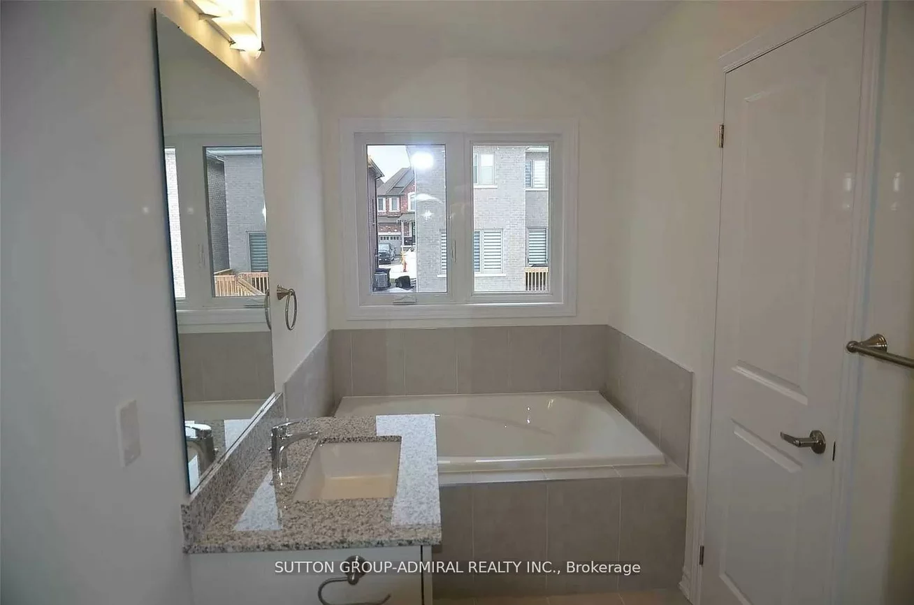 1475, Blackmore, Alcona, Innisfil