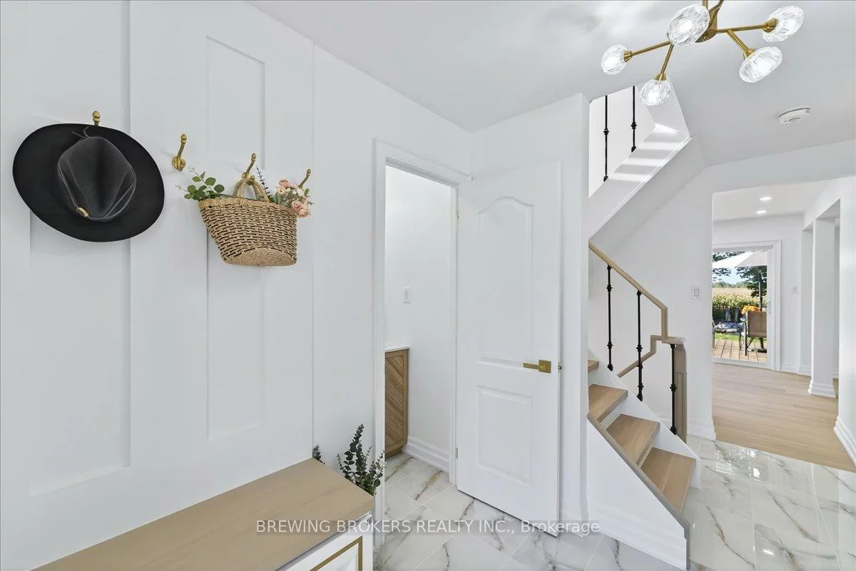 261, Nelson, Stroud, Innisfil