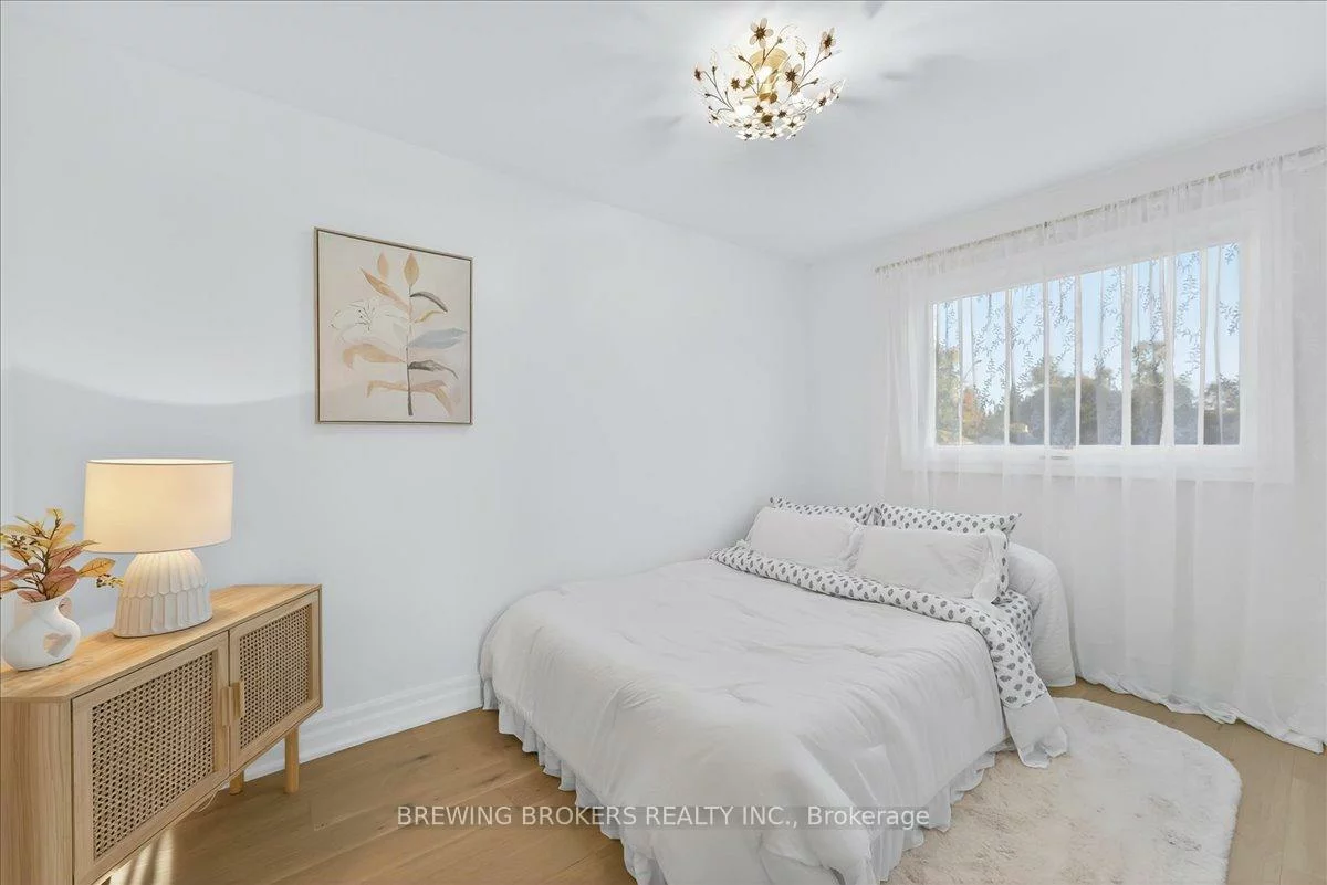 261, Nelson, Stroud, Innisfil