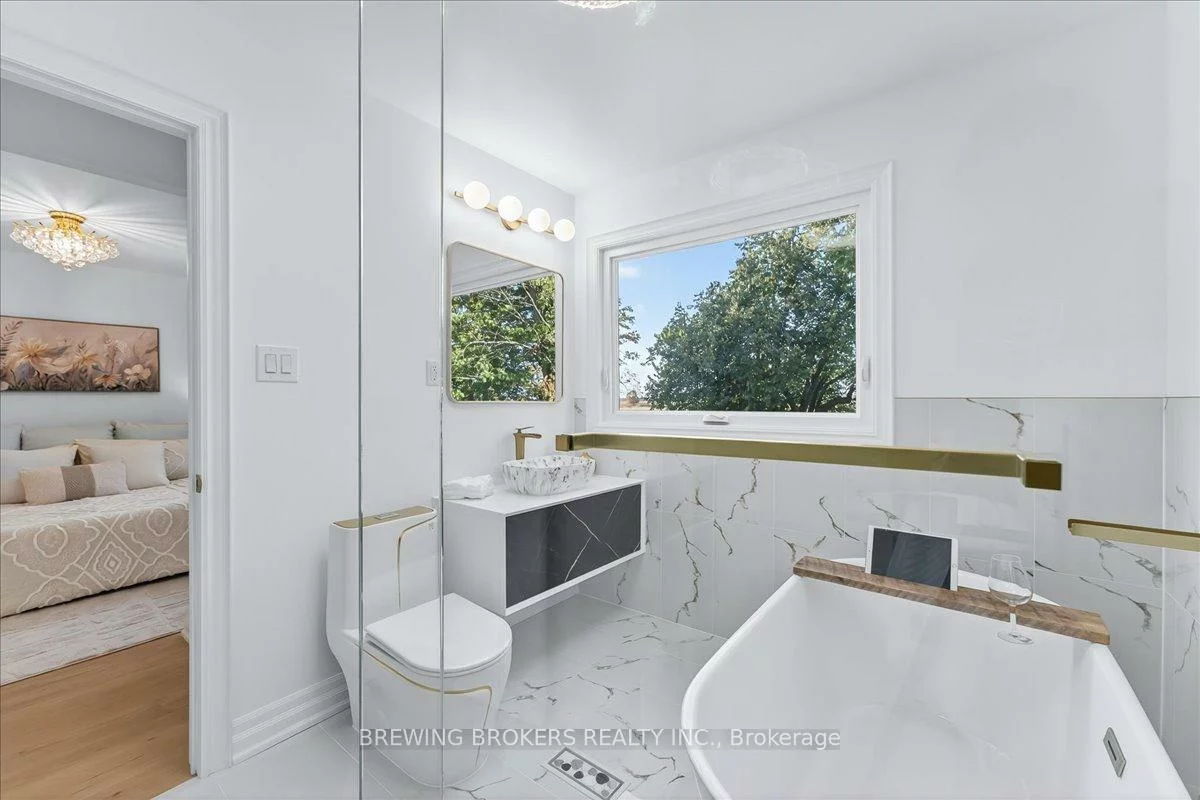 261, Nelson, Stroud, Innisfil