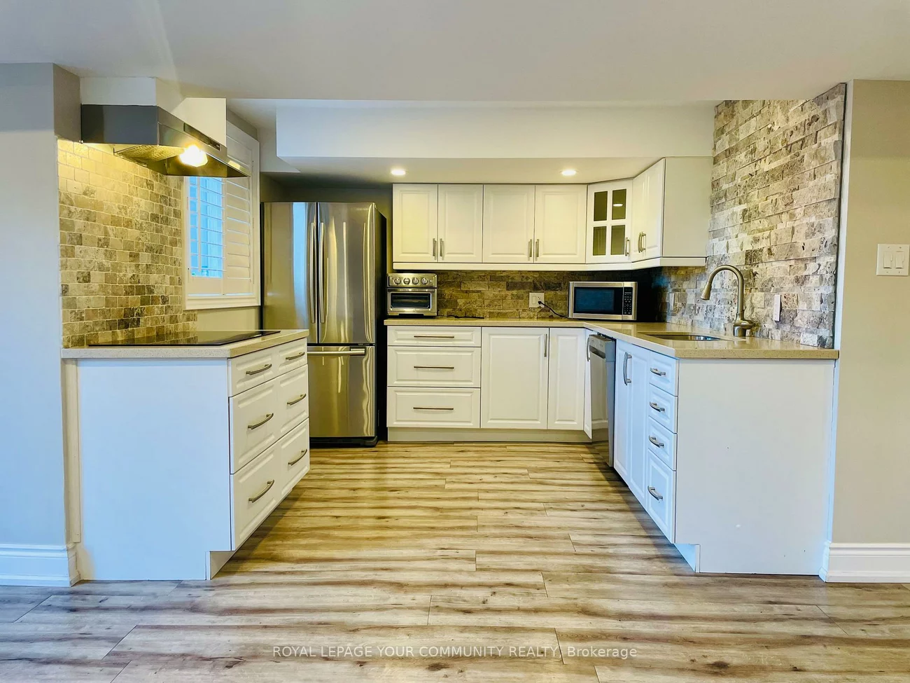 996, Booth, Alcona, Innisfil