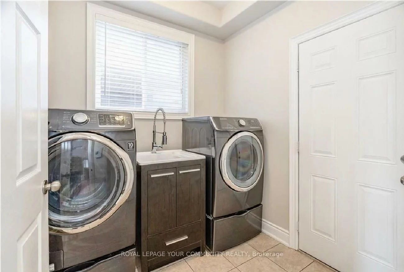 996, Booth, Alcona, Innisfil