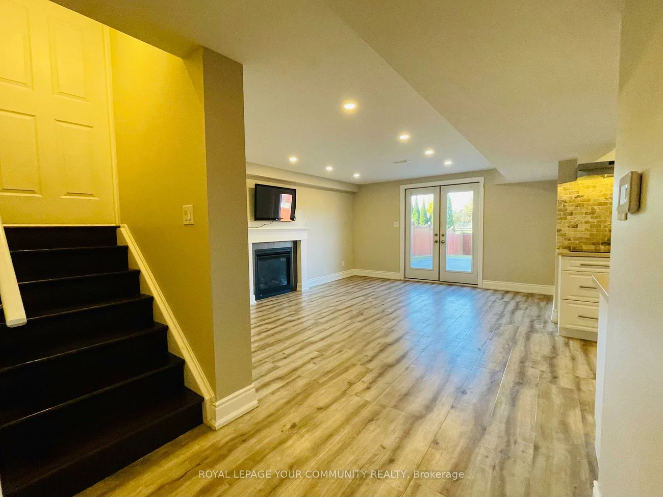 996, Booth, Alcona, Innisfil