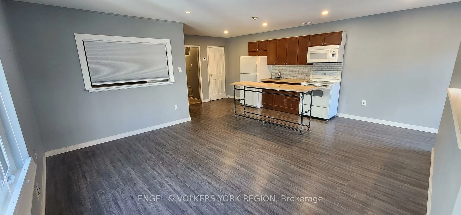 6, Queen, Cookstown, Innisfil