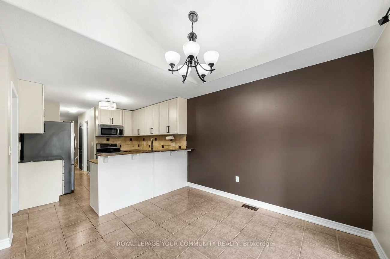 1821, Lamstone, Alcona, Innisfil