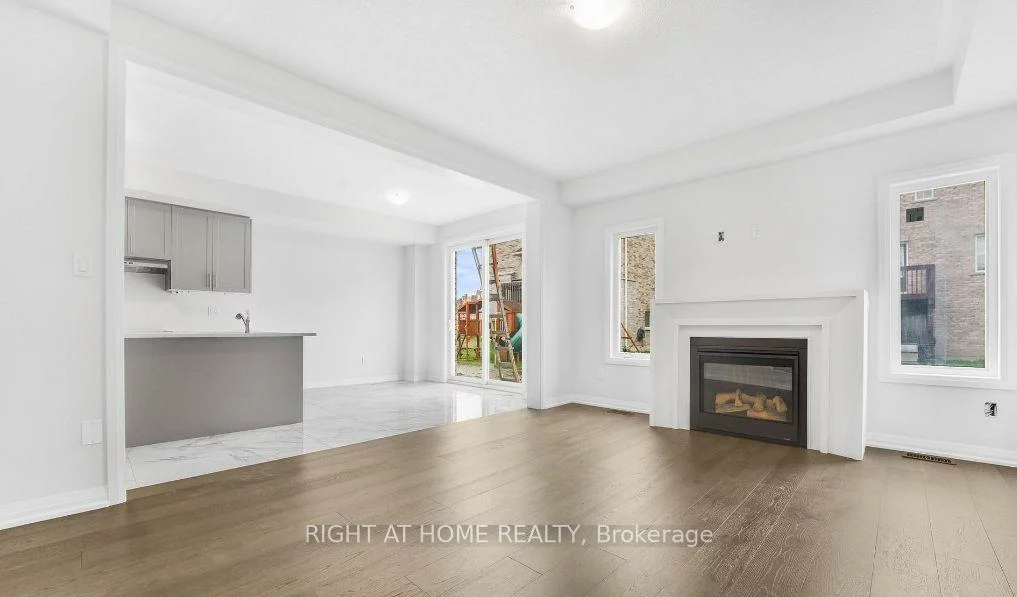 1372, Harrington, Lefroy, Innisfil