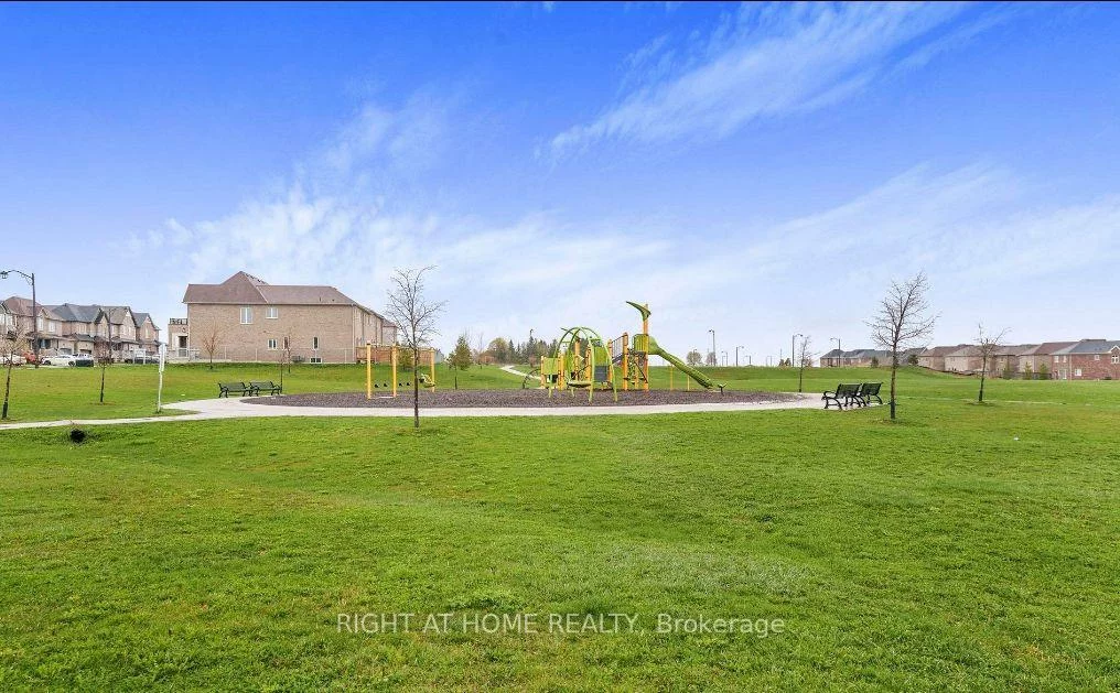 1372, Harrington, Lefroy, Innisfil