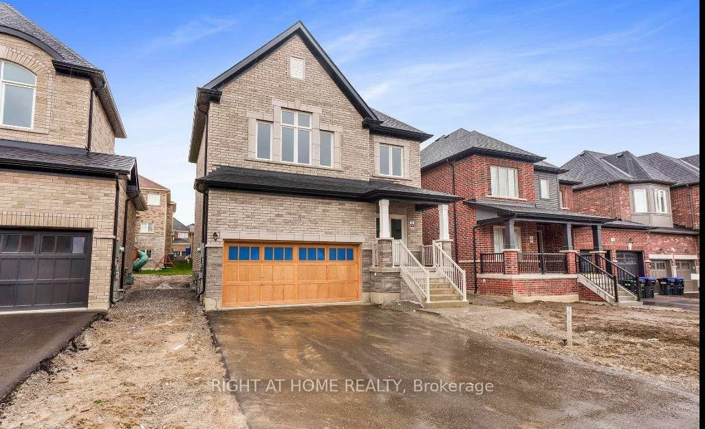 1372, Harrington, Lefroy, Innisfil