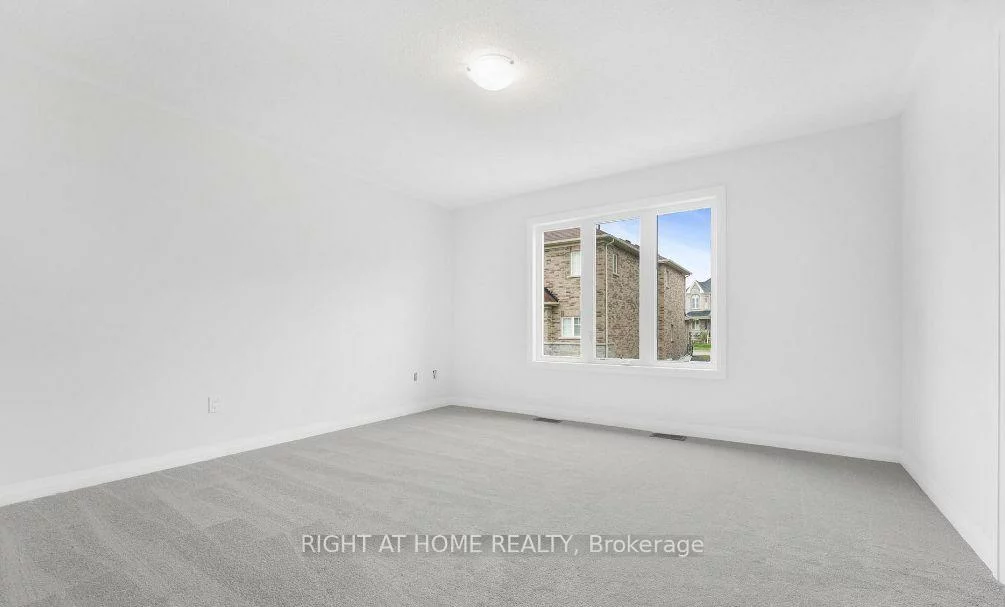 1372, Harrington, Lefroy, Innisfil