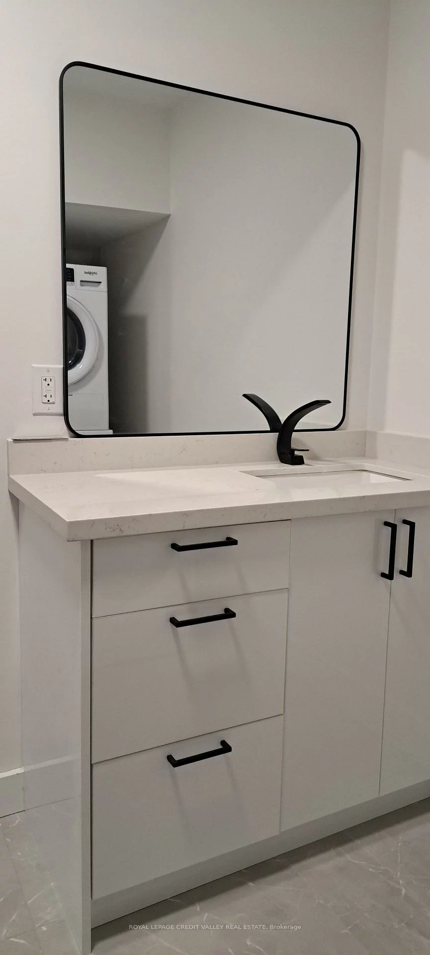 1659, Rizzardo, Alcona, Innisfil