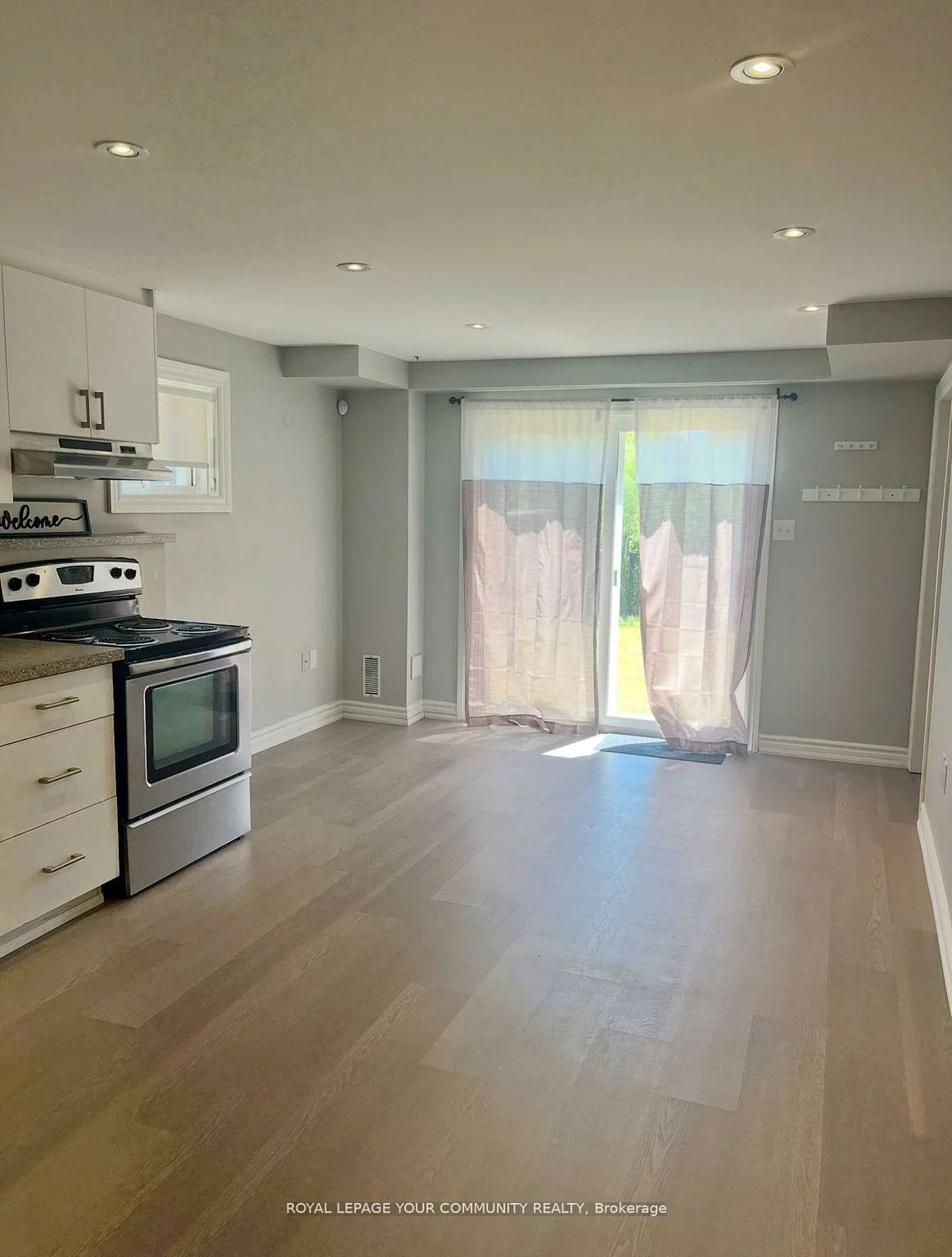 1385, Hunter, Alcona, Innisfil