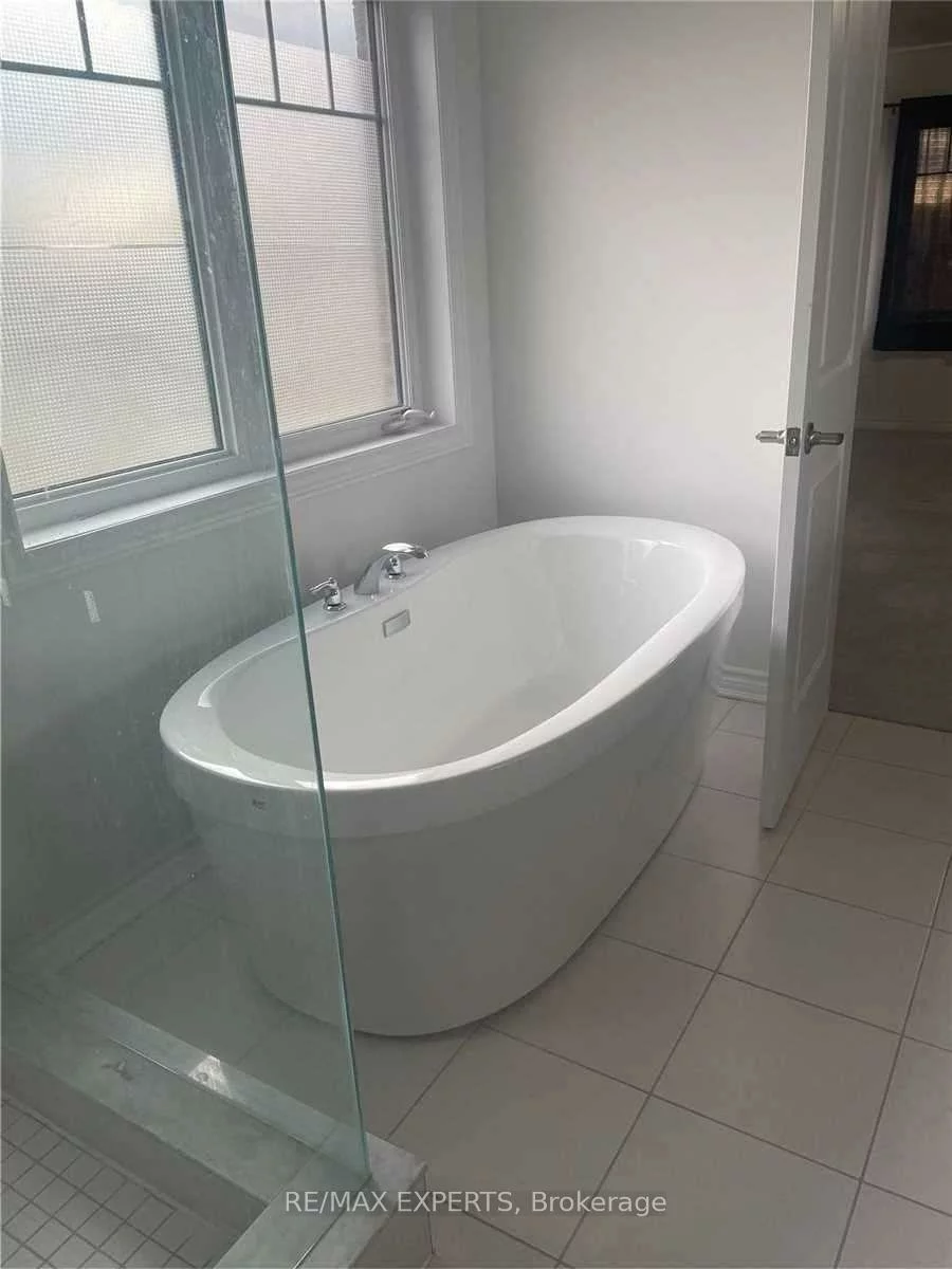 983, Barton, Rural Innisfil, Innisfil