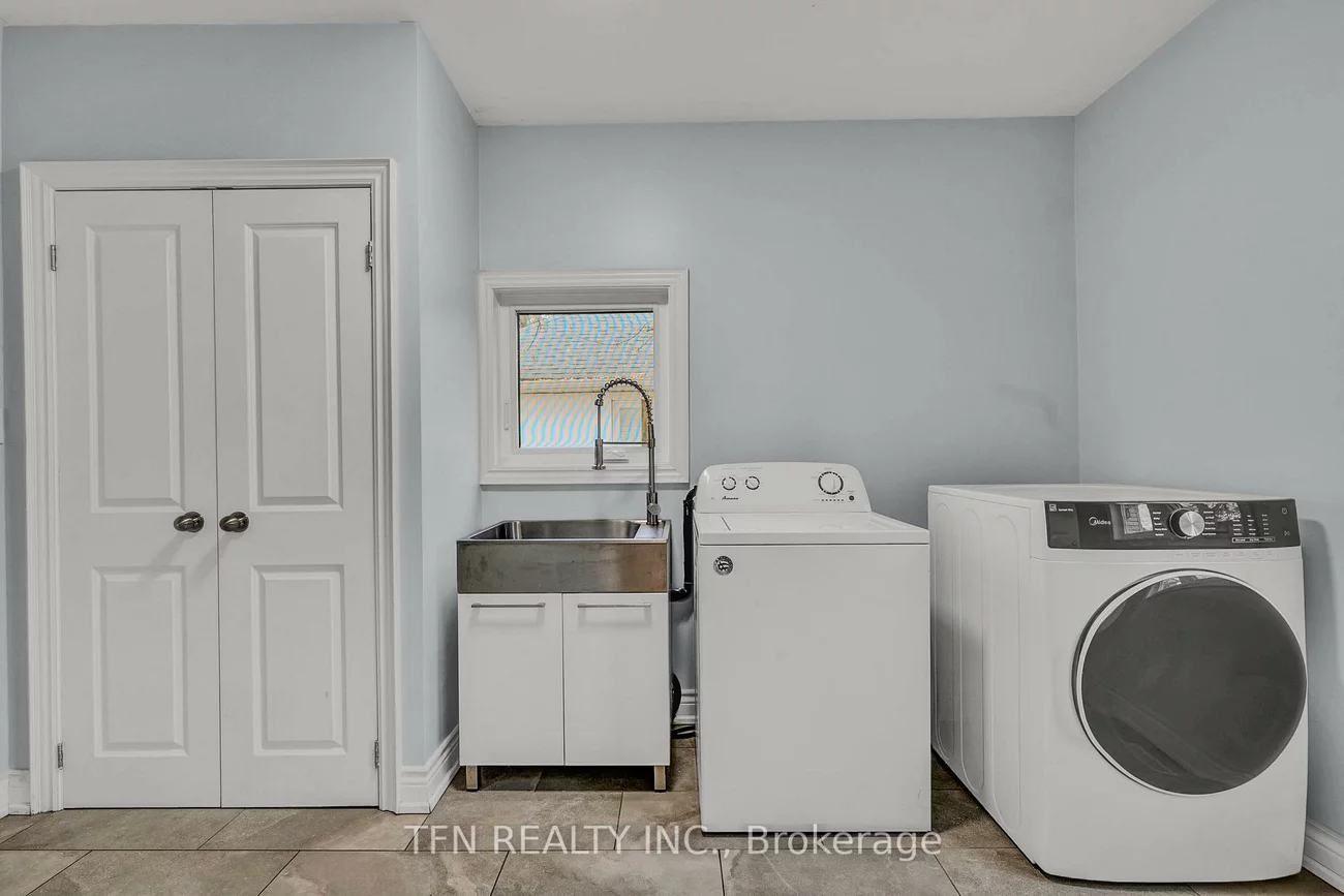 986, Robinson, Rural Innisfil, Innisfil