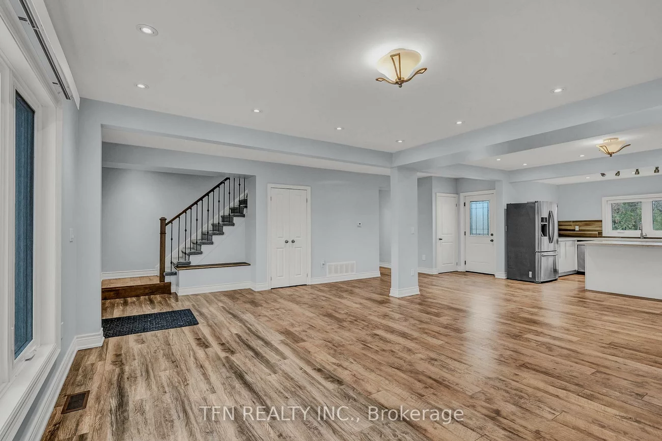 986, Robinson, Rural Innisfil, Innisfil