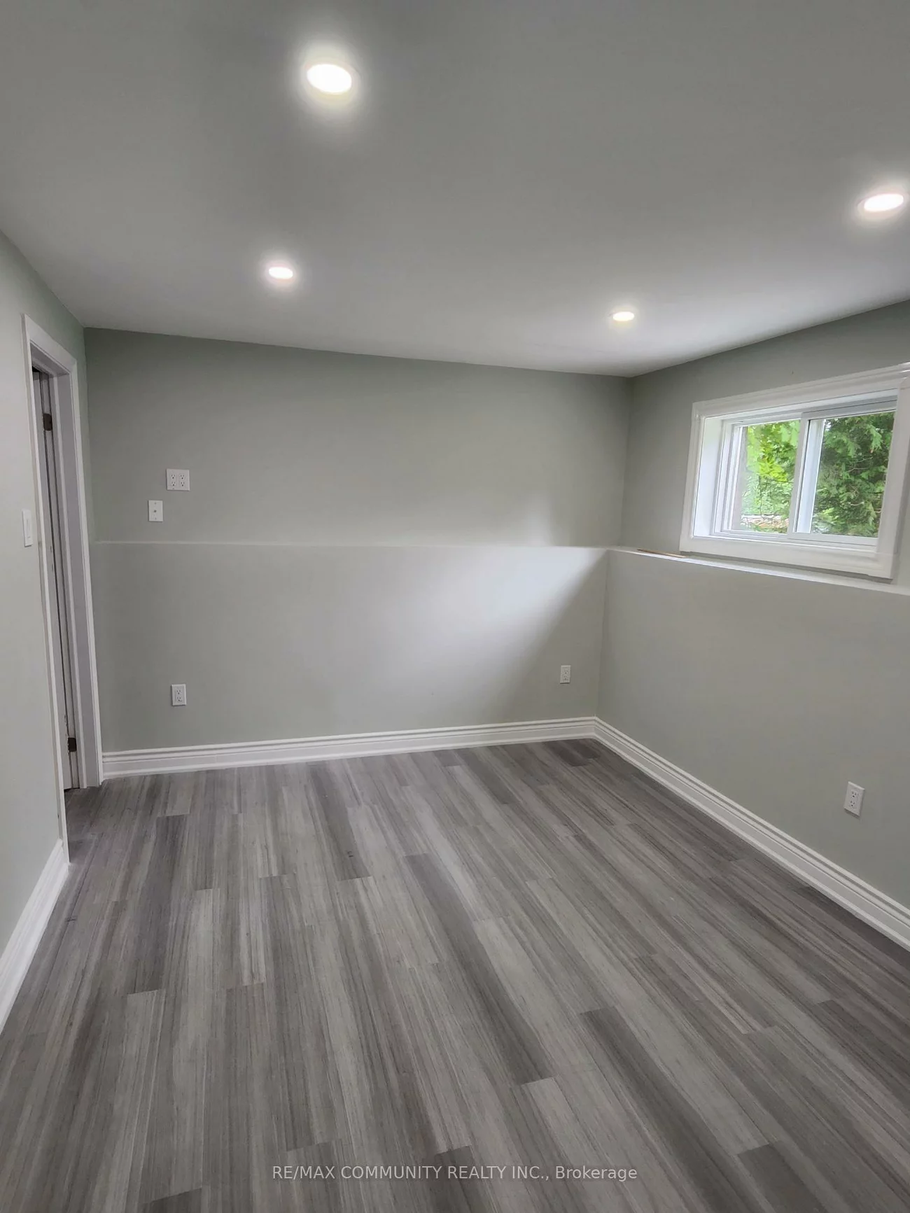 802, Cedarvale, Alcona, Innisfil