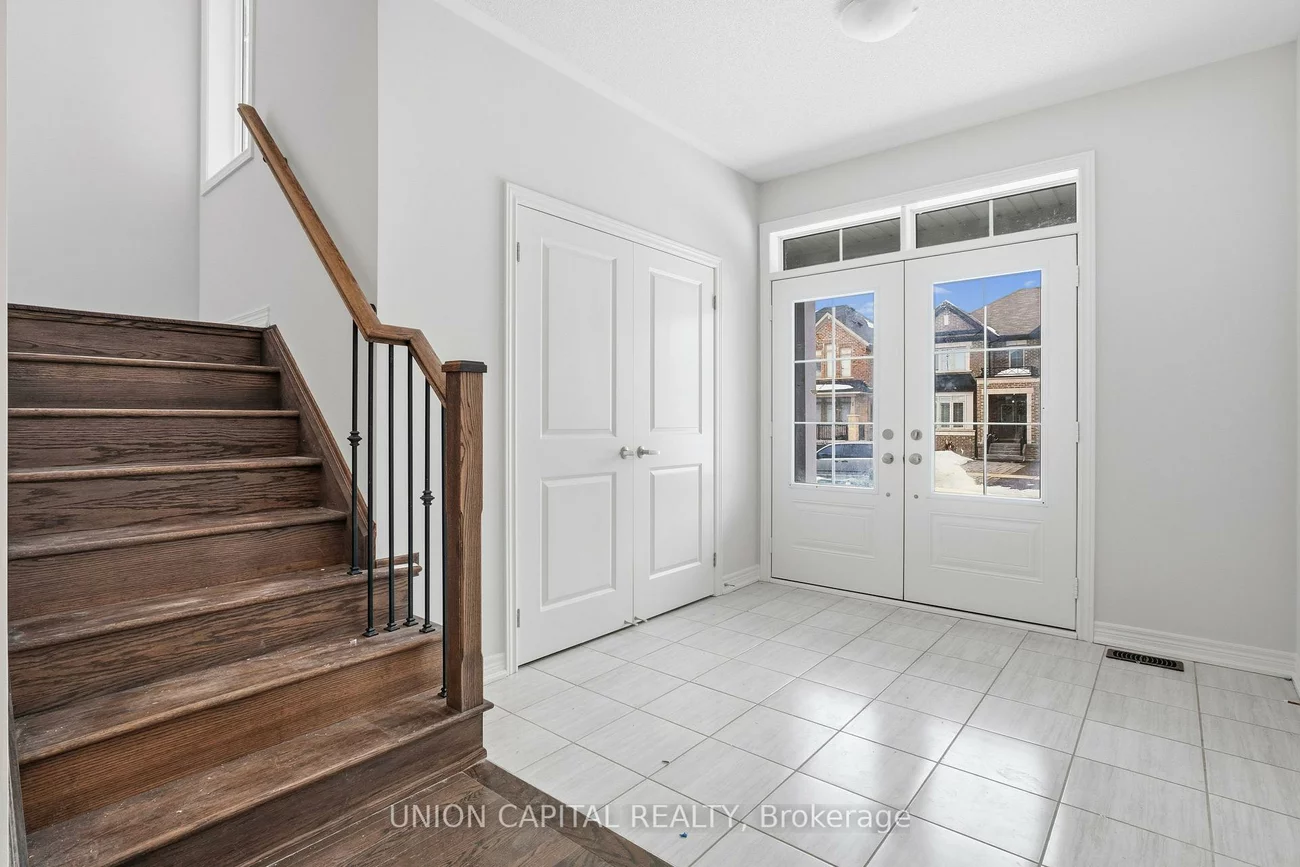 943, Larter, Alcona, Innisfil