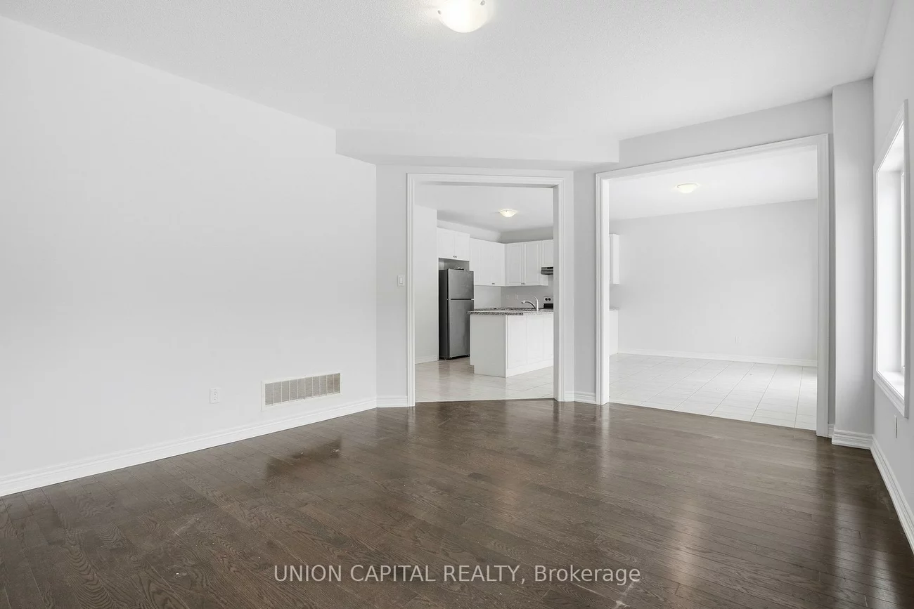 943, Larter, Alcona, Innisfil