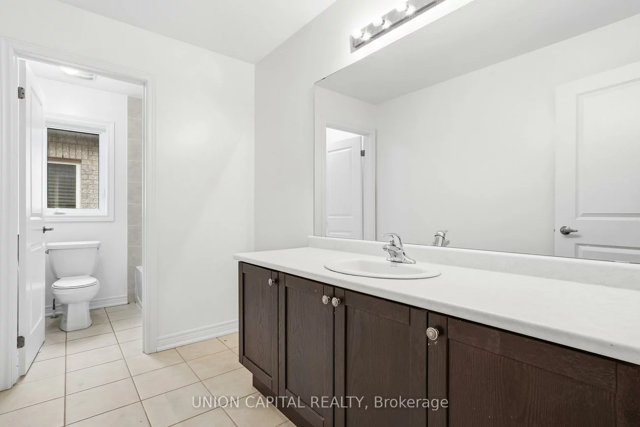 943, Larter, Alcona, Innisfil