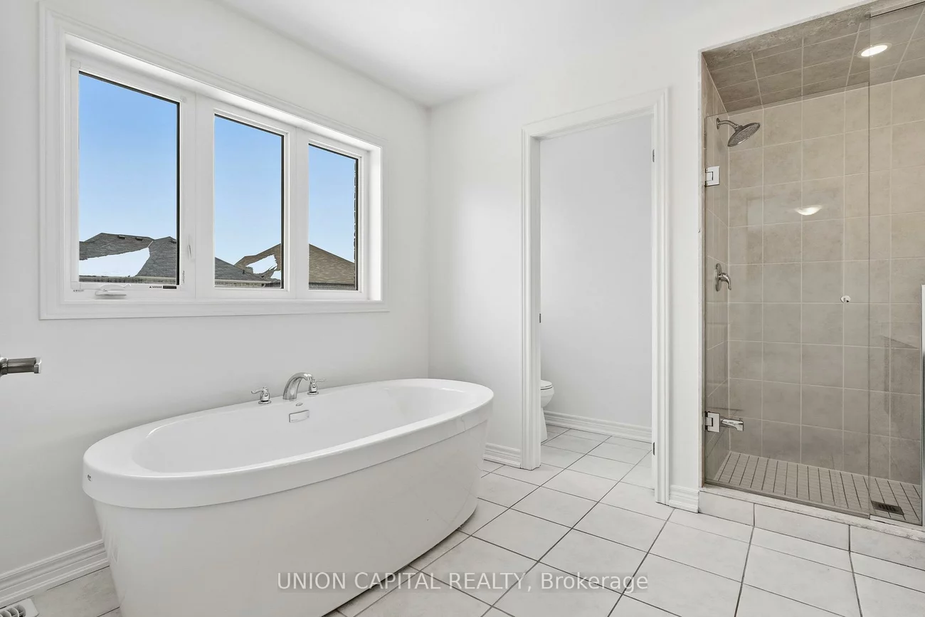 943, Larter, Alcona, Innisfil