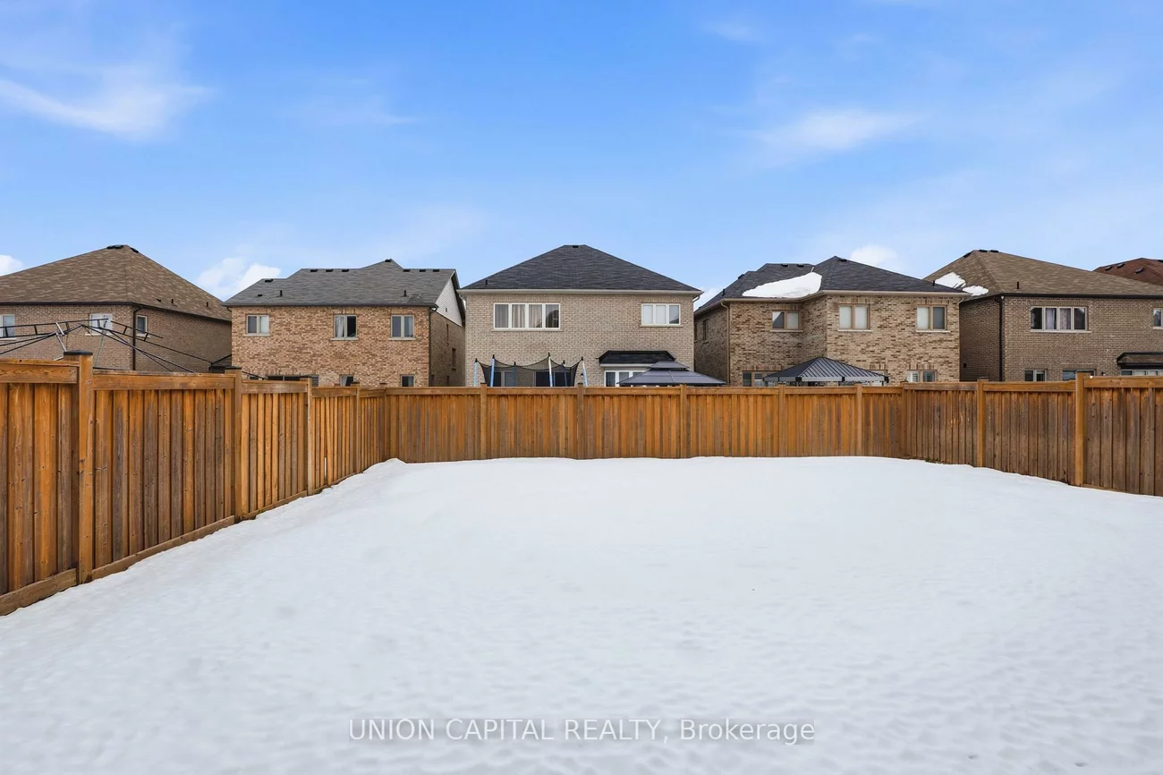 943, Larter, Alcona, Innisfil