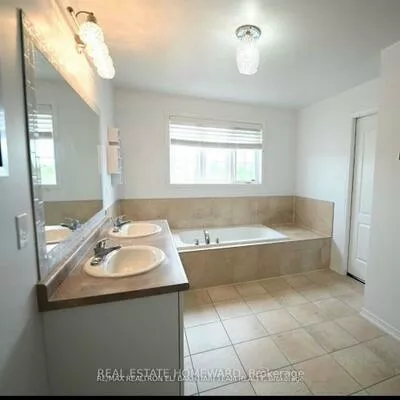 1226, Leslie, Alcona, Innisfil