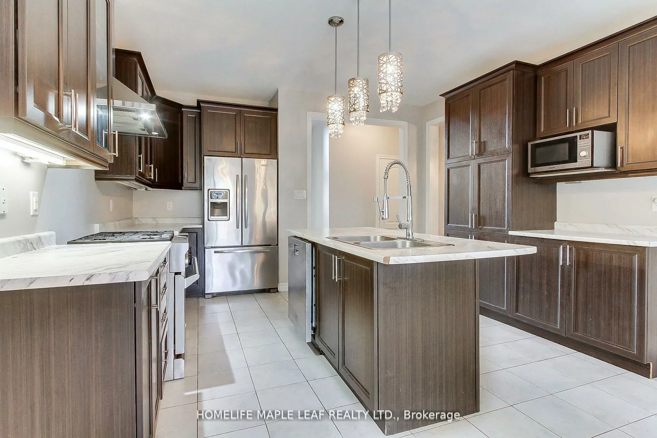 2180, Dawson, Alcona, Innisfil