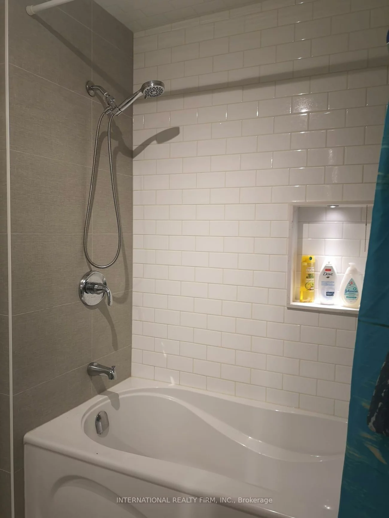 1027, Ferrier, Lefroy, Innisfil