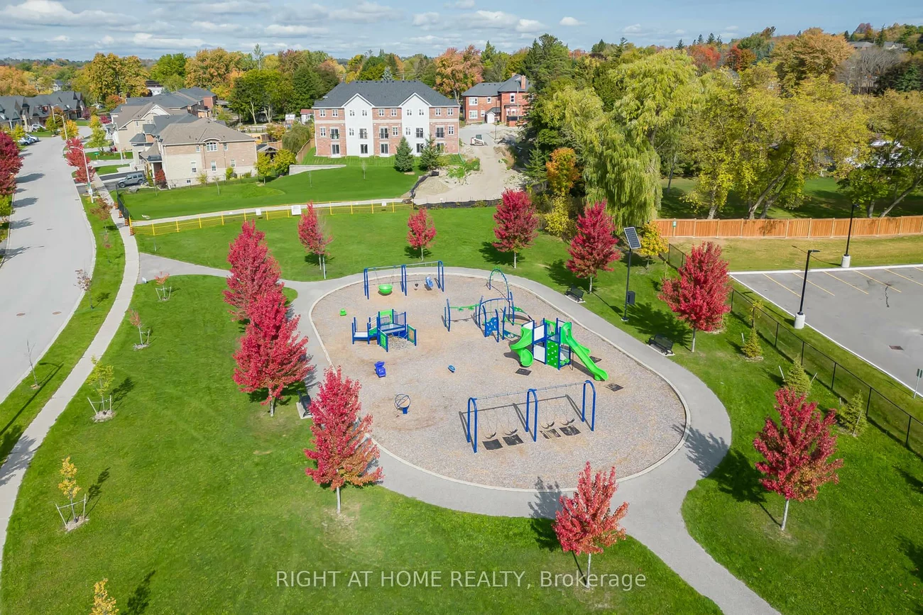 19, Ravenscraig, Cookstown, Innisfil