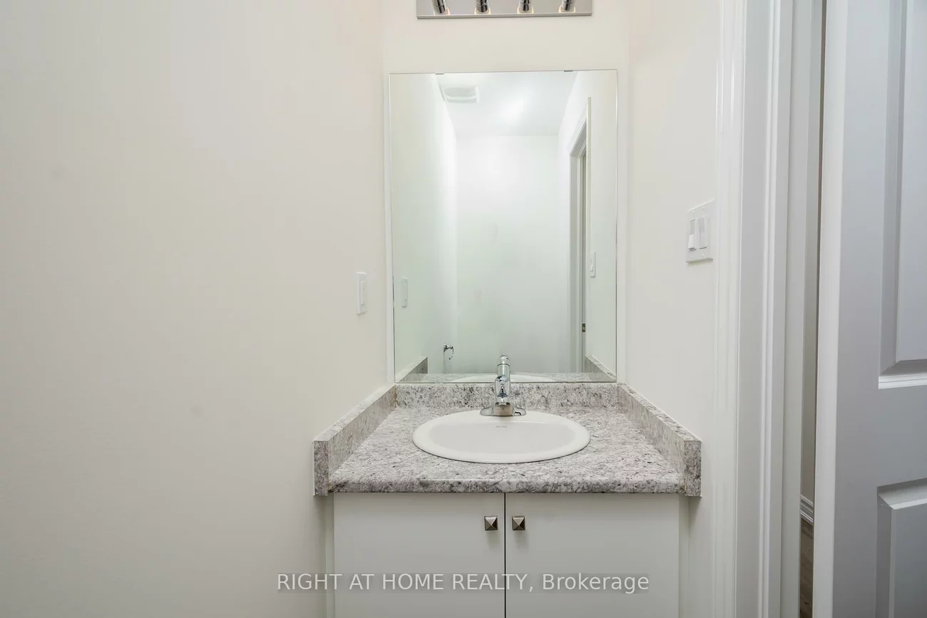 19, Ravenscraig, Cookstown, Innisfil