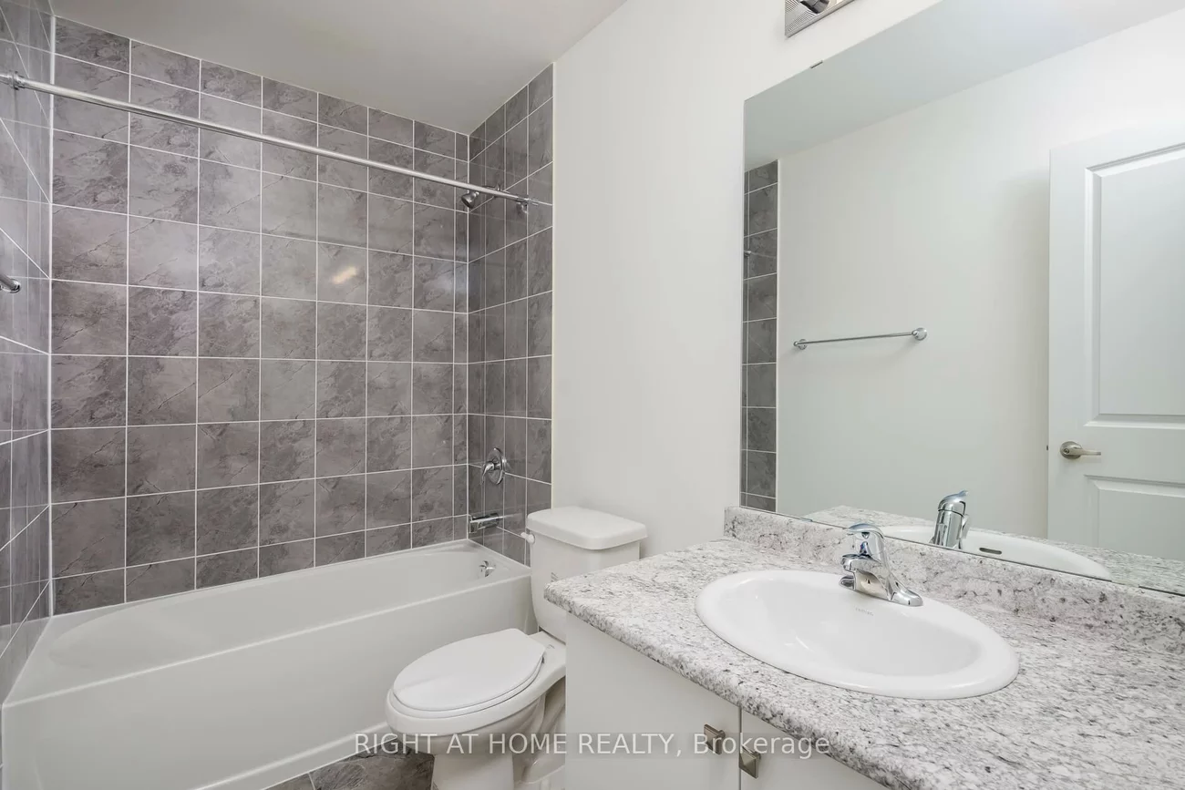 19, Ravenscraig, Cookstown, Innisfil