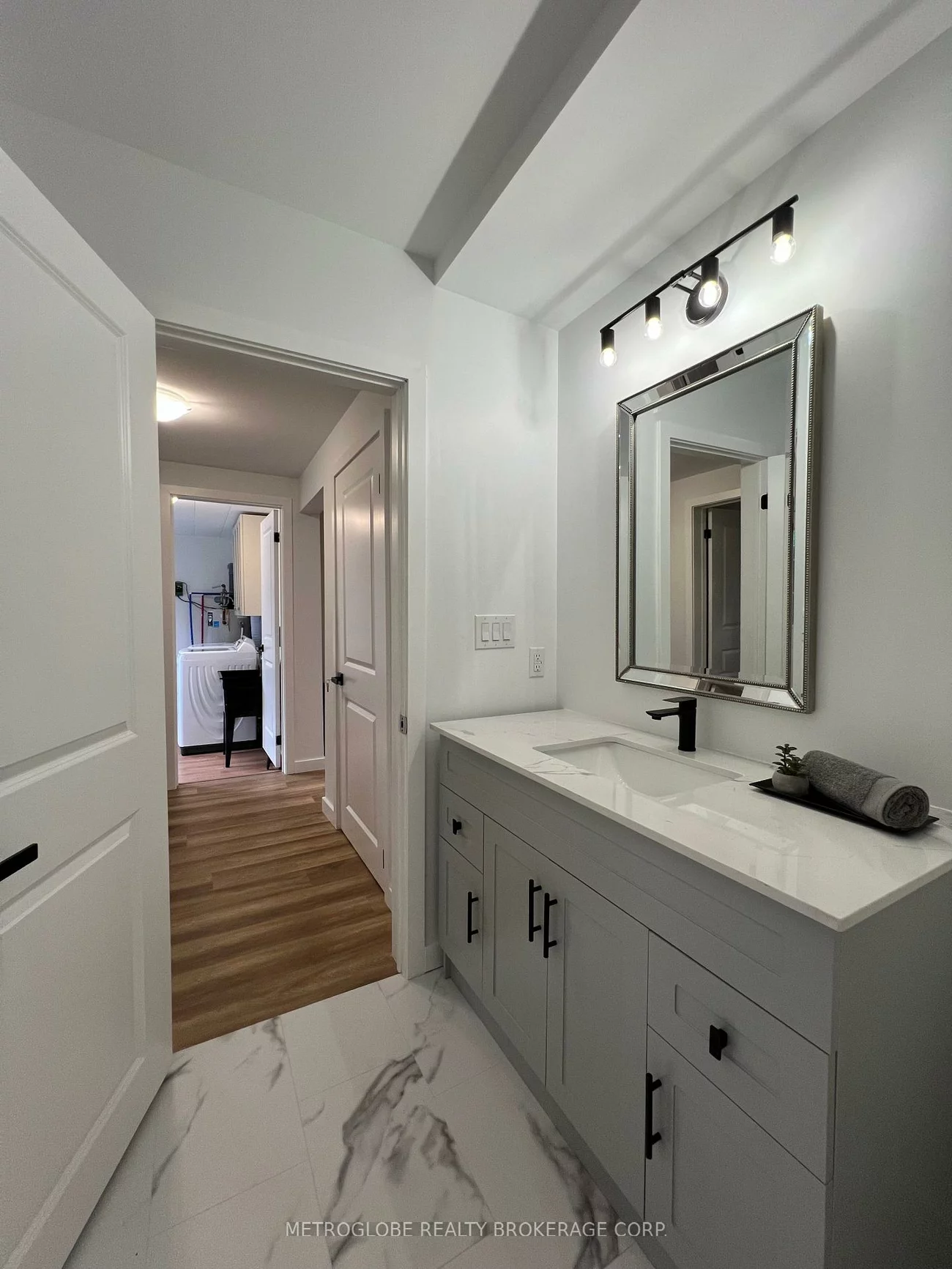 876, Kennedy, Alcona, Innisfil