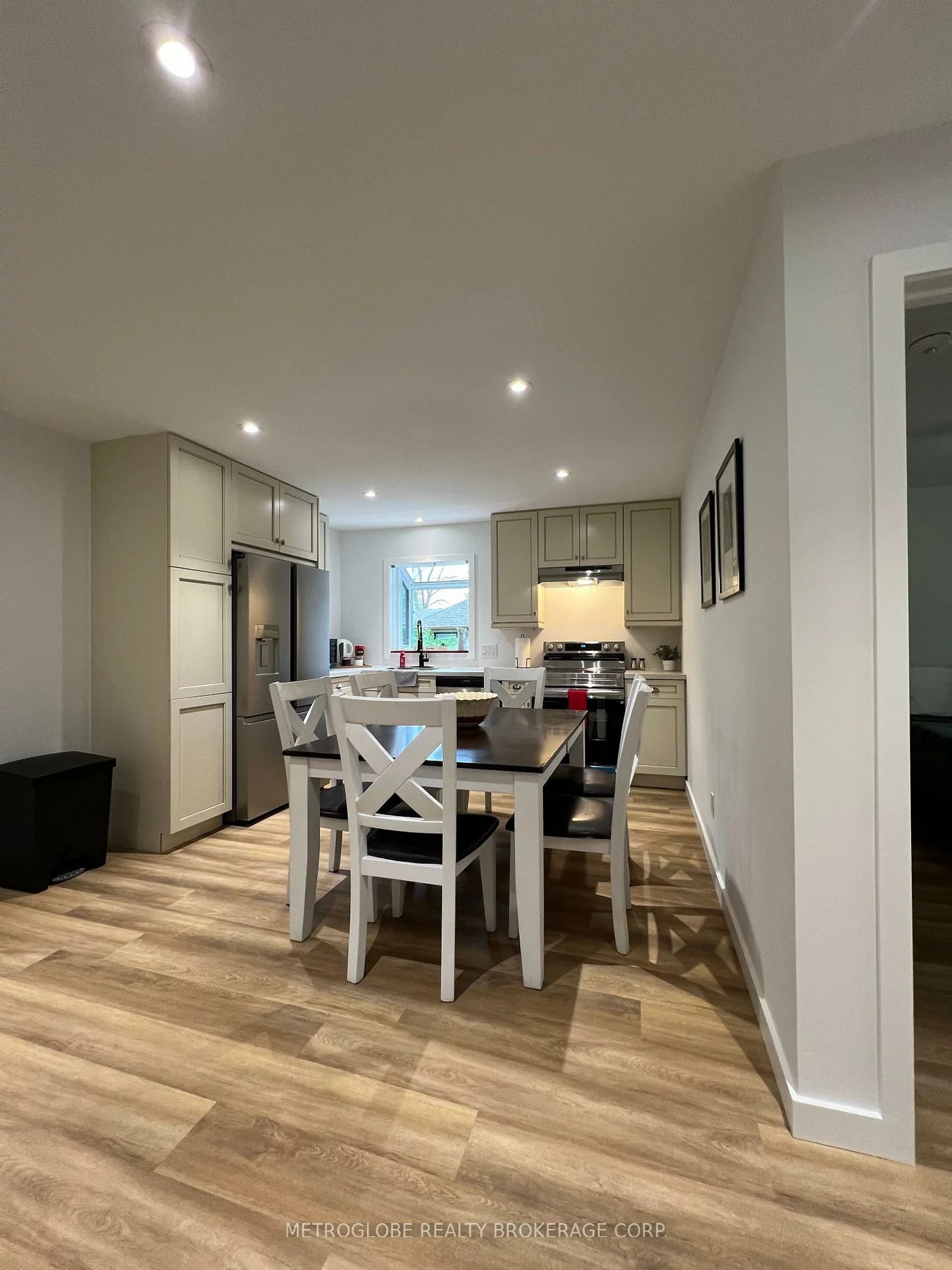 876, Kennedy, Alcona, Innisfil